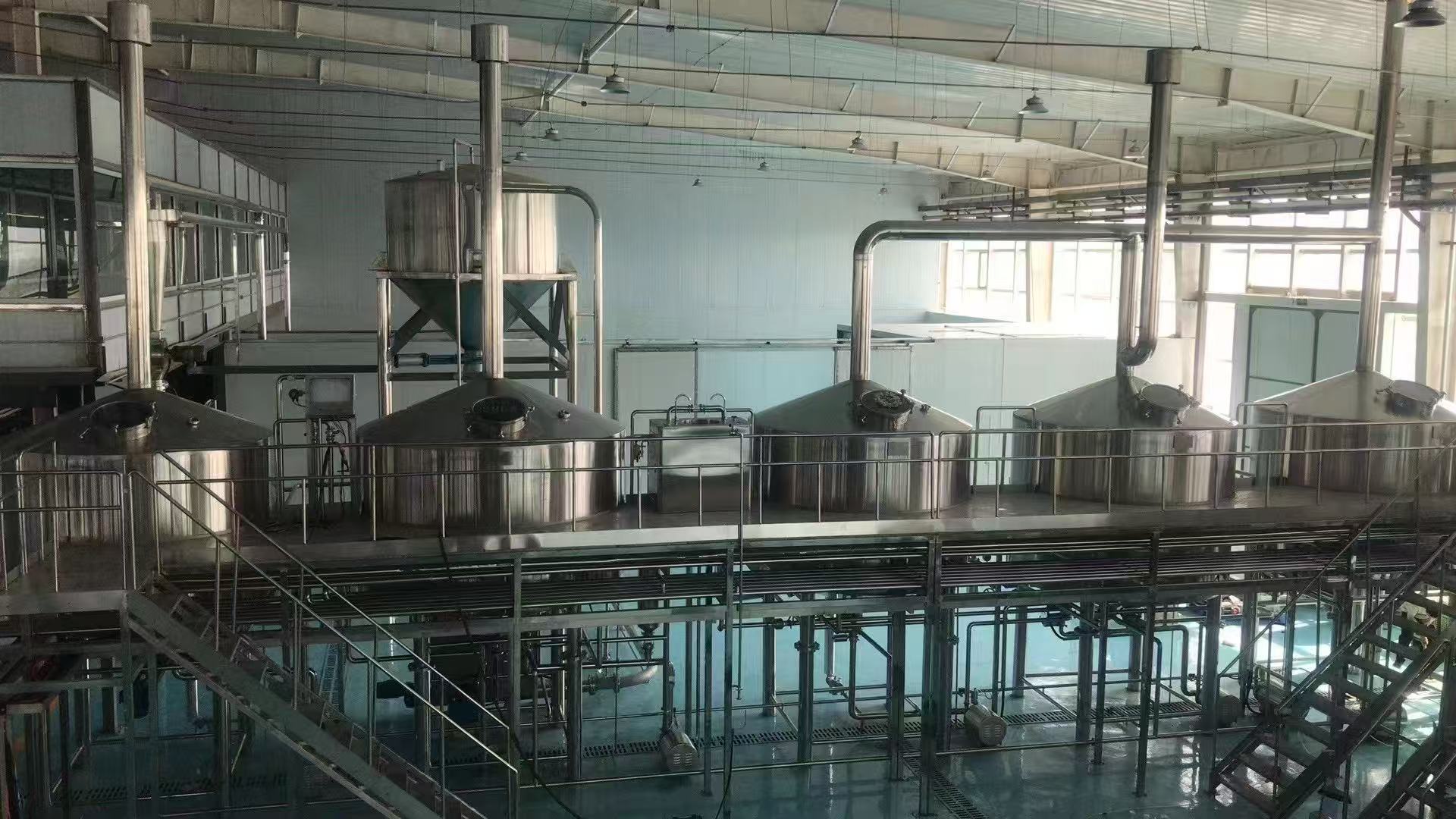 长清精酿啤酒设备厂—精酿啤酒设备主要生产工艺与核心技术
